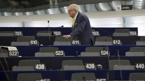 Евро парламентад 35 жил суусан Жан-Мари Ле Пен